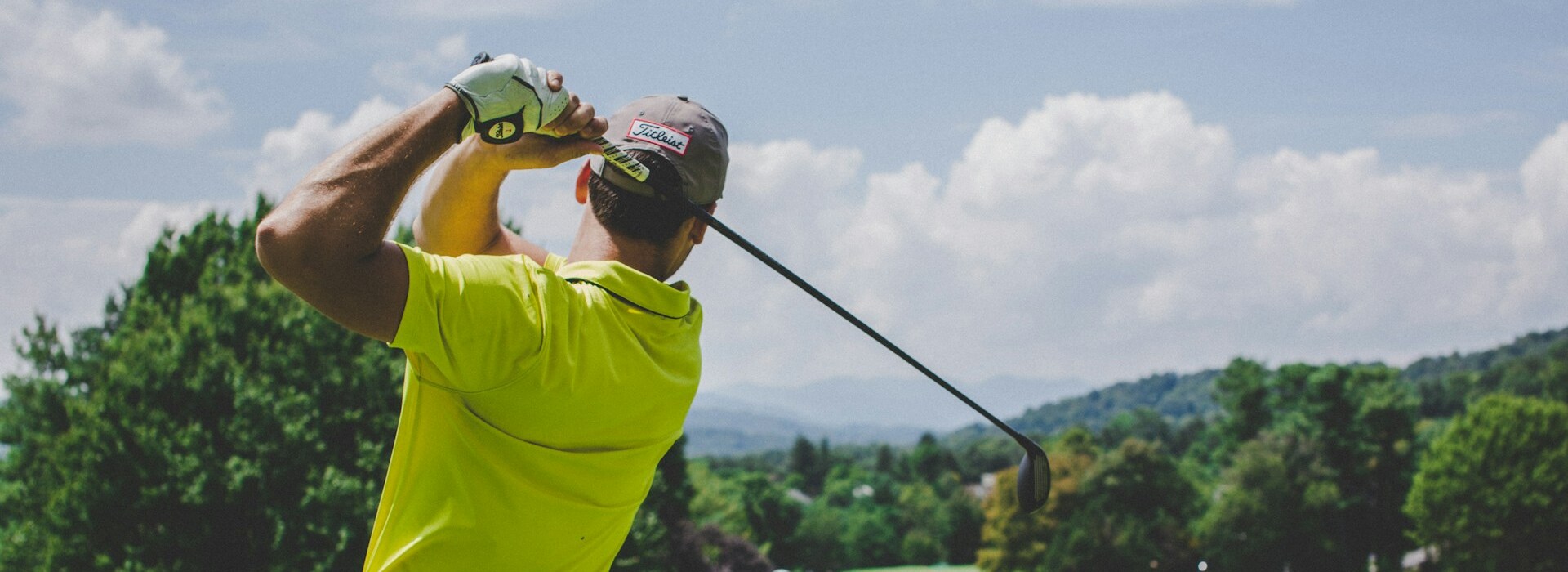 Professional Golf Equipment Store -Professional Golf Equipment Store courtney cook h7aVq 7FfPw unsplash 1